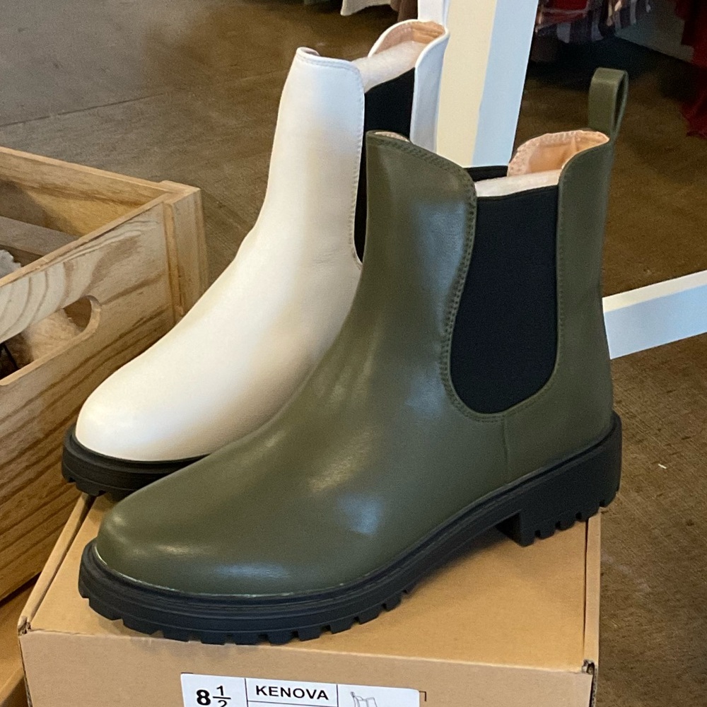 30% OFF NWT Olive - Women's Tru Comfort Foam™ Kenova Bootie